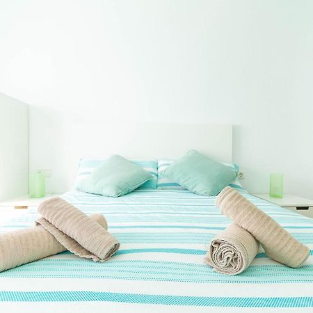 Lovely Apartment Beach Front & Pool إل كامبيلو المظهر الخارجي الصورة