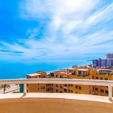 Lovely Apartment Beach Front & Pool إل كامبيلو المظهر الخارجي الصورة