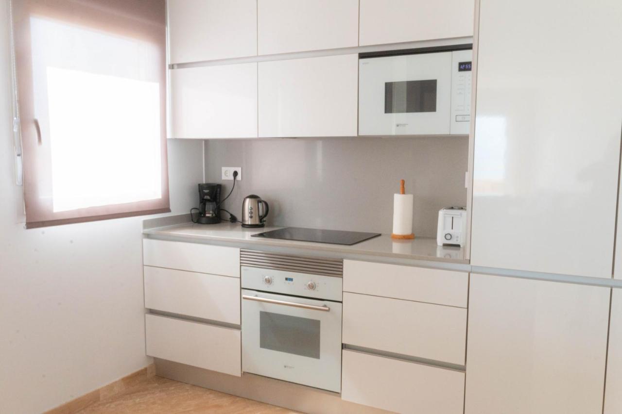 Lovely Apartment Beach Front & Pool إل كامبيلو المظهر الخارجي الصورة
