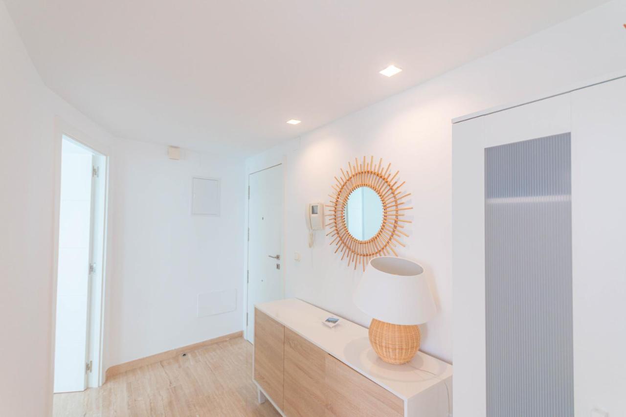Lovely Apartment Beach Front & Pool إل كامبيلو المظهر الخارجي الصورة