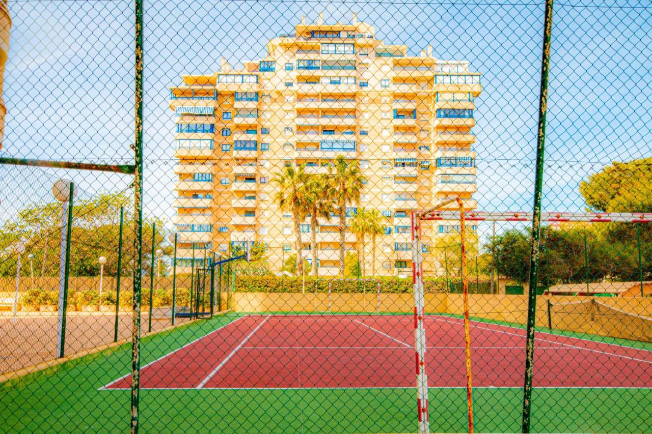 Lovely Apartment Beach Front & Pool إل كامبيلو المظهر الخارجي الصورة