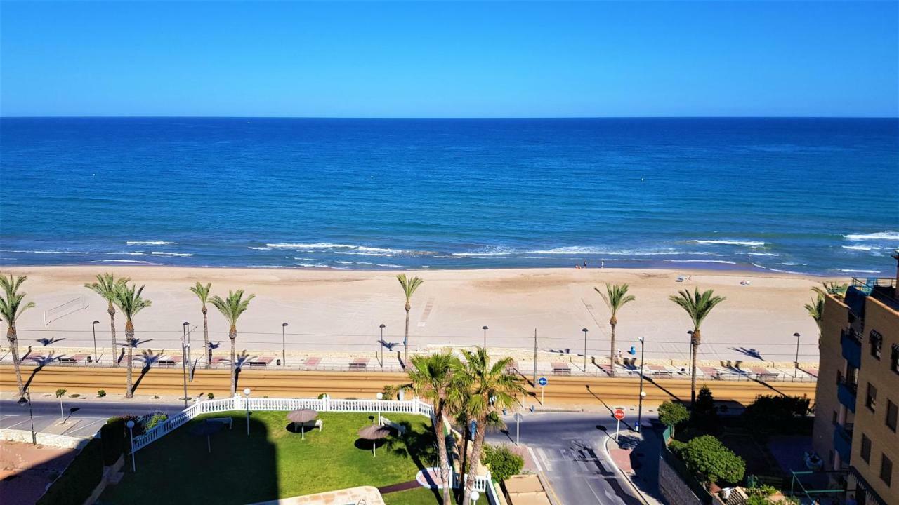Lovely Apartment Beach Front & Pool إل كامبيلو المظهر الخارجي الصورة