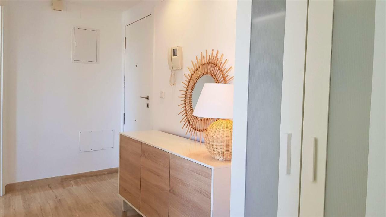 Lovely Apartment Beach Front & Pool إل كامبيلو المظهر الخارجي الصورة